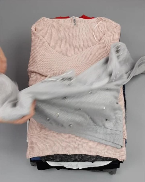 Фотография  679 - STRADIVARIUS Winter mix#15 кг, ЛОТ №2257 оптом в Пензе и Пензенской области