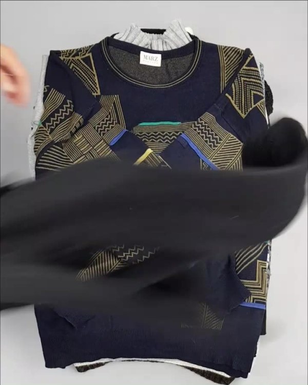 Фотография  957 - Джемпер муж+жен экстра#15 кг , Лот№2612 оптом в Пензе и Пензенской области