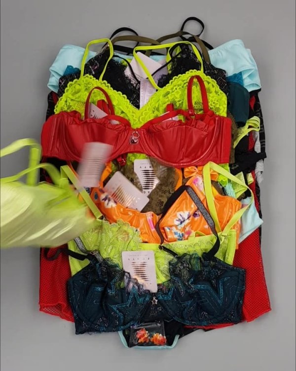 Фотография  208 - Нижнее белье Savage, 57 шт, ЛОТ №4043 оптом в Пензе и Пензенской области