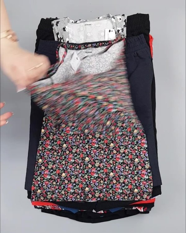 Фотография  544 - Летний микс CALZEDONIA, 50 шт, ЛОТ №4073 оптом в Пензе и Пензенской области