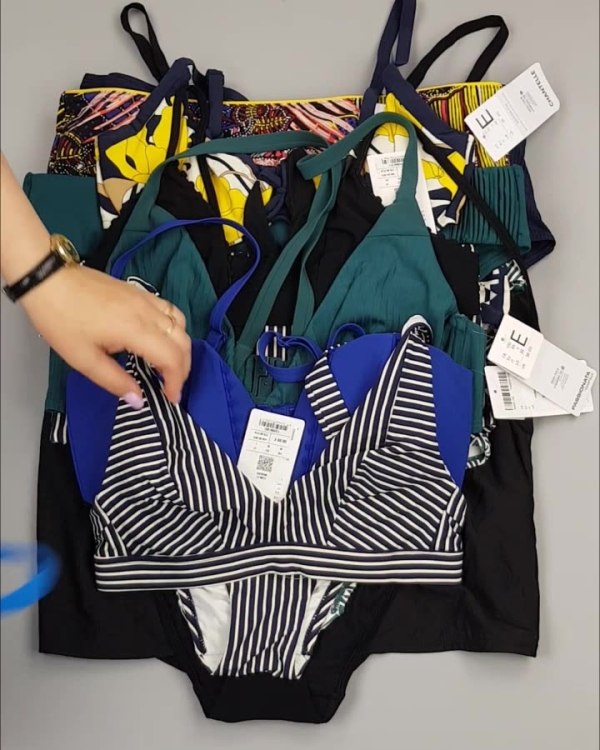 Фотография  961 - Купальники Chantelle#30 шт, ЛОТ №4410 оптом в Пензе и Пензенской области