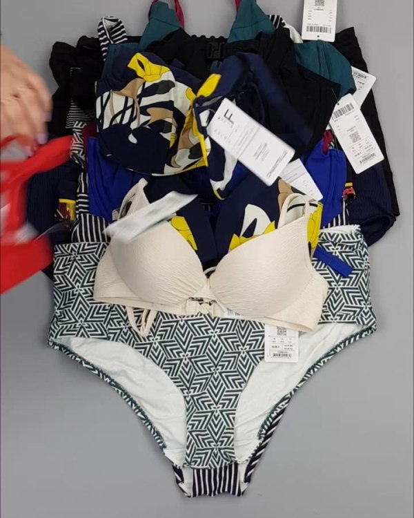 Фотография  199 - Купальники Chantelle#23 шт, ЛОТ №4412 оптом в Пензе и Пензенской области