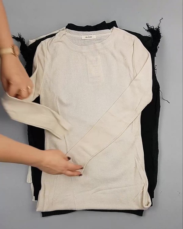 Фотография  302 - Джемпера Корея#20 шт, ЛОТ №5055 оптом в Пензе и Пензенской области