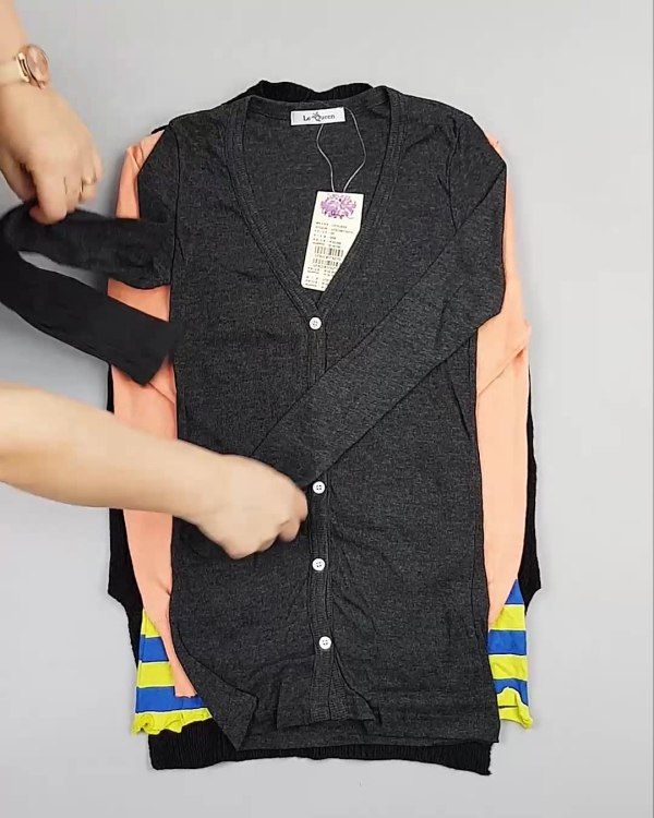 Фотография  615 - Джемпера легкие Корея#20 шт, ЛОТ №5081 оптом в Пензе и Пензенской области