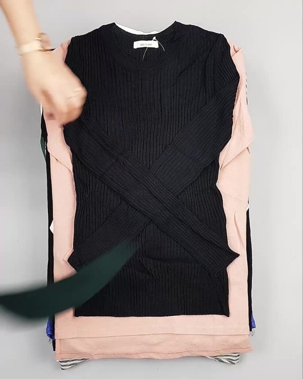 Фотография  772 - Джемпера легкие Корея#20 шт, ЛОТ №5082 оптом в Пензе и Пензенской области