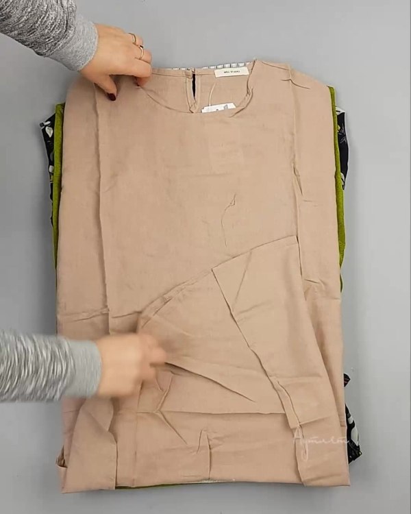 Фотография  817 - Платья Корея#20 шт, ЛОТ №5614 оптом в Пензе и Пензенской области