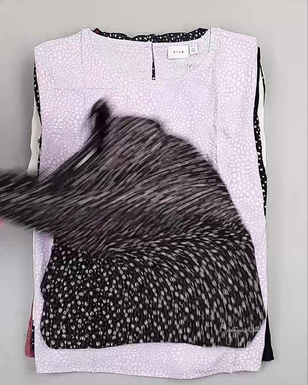 Фотография  952 - Блузки Bestseller 44#5 кг, ЛОТ №6082 оптом в Пензе и Пензенской области