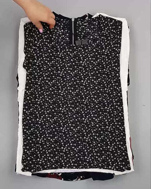 Фотография  244 - Блузки Bestseller 44#5 кг, ЛОТ №6084 оптом в Пензе и Пензенской области