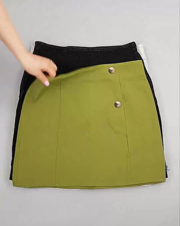 Фотография  389 - Юбки Bestseller 44#5 кг, ЛОТ №6121 оптом в Пензе и Пензенской области