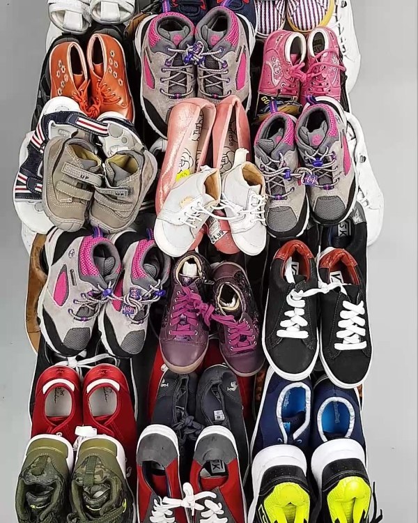 Фотография  333 - Обувь СТОК дети лето#15,4 кг, ЛОТ №6192 оптом в Пензе и Пензенской области