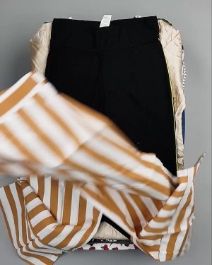 Фотография  384 - Летний микс CALZEDONIA, 50 шт, ЛОТ №6366 оптом в Пензе и Пензенской области