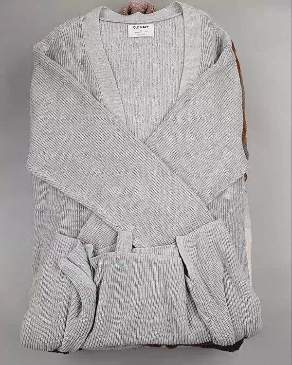 Фотография  120 - Кардиганы СТОК CAN#10 кг, ЛОТ №6474 оптом в Пензе и Пензенской области