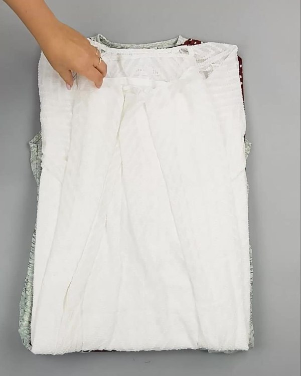 Фотография  722 - Платья Bestseller 44#5 кг, ЛОТ №6537 оптом в Пензе и Пензенской области