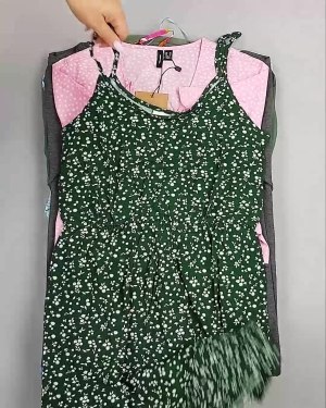 Фотография  596 - Платья Bestseller 44#5 кг, ЛОТ №6538 оптом в Пензе и Пензенской области