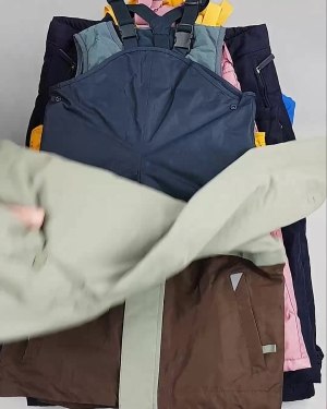 Фотография  935 - Верхняя одежда TCM kids 074#7 кг, ЛОТ №6678 оптом в Пензе и Пензенской области