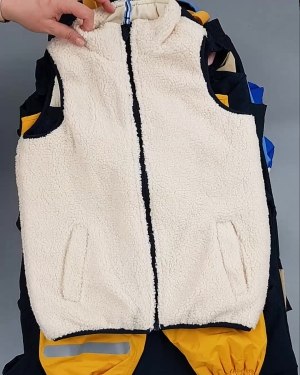 Фотография  393 - Верхняя одежда TCM kids 074#7 кг, ЛОТ №6681 оптом в Пензе и Пензенской области