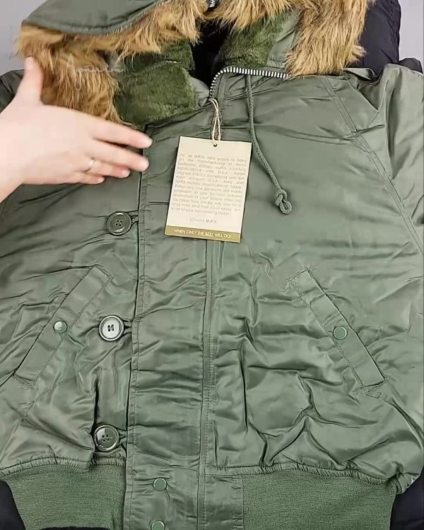 Фотография  653 - Верхняя одежда Англия СТОК #10 кг, ЛОТ №6727 оптом в Пензе и Пензенской области