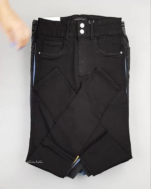 Фотография  232 - Джинсы женские Дания#10 кг, ЛОТ №6764 оптом в Пензе и Пензенской области