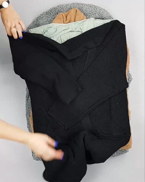 Фотография  565 - Кардиганы СТОК CAN#10 кг, ЛОТ №6887 оптом в Пензе и Пензенской области