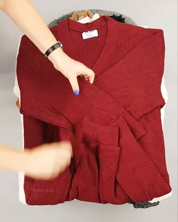 Фотография  231 - Кардиганы СТОК CAN#10 кг, ЛОТ №6887 оптом в Пензе и Пензенской области