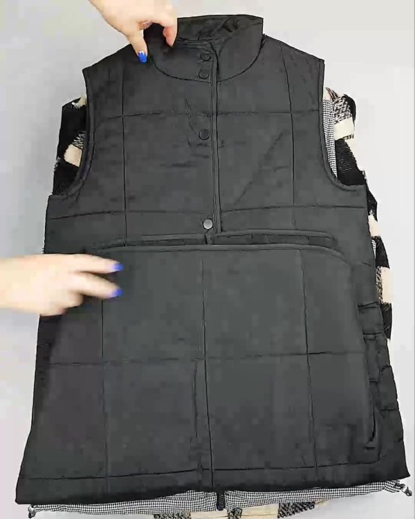 Фотография  203 - Верхняя одежда Дания#10,2 кг ЛОТ №6911 оптом в Пензе и Пензенской области