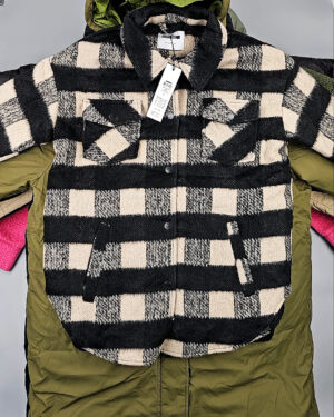 Купить Верхняя одежда BESTSELLER Дания#12 кг, ЛОТ №5189 оптом в Пензе и Пензенской области