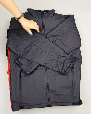 Фотография  935 - Ветровки CAN 084#10 кг, ЛОТ №6939 оптом в Пензе и Пензенской области