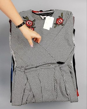 Фотография  557 - Cream Платья Winter#25 кг оптом в Пензе и Пензенской области