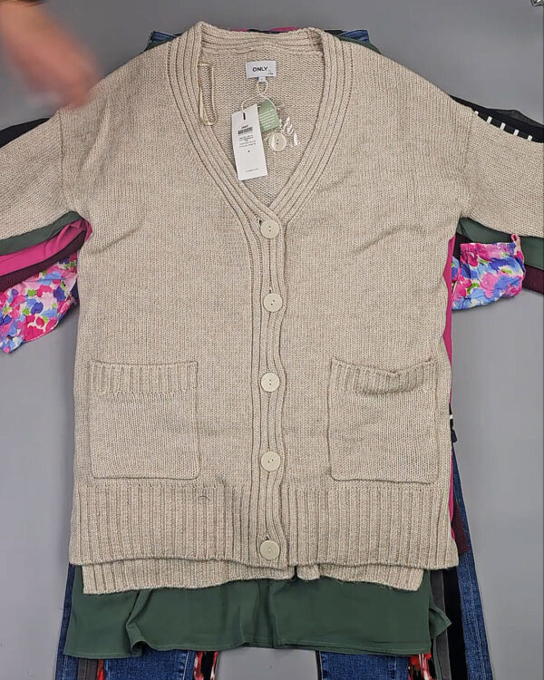 Фотография  215 - ДАНИЯ Winter mix 24#15 кг, ЛОТ СТ-10089 оптом в Пензе и Пензенской области