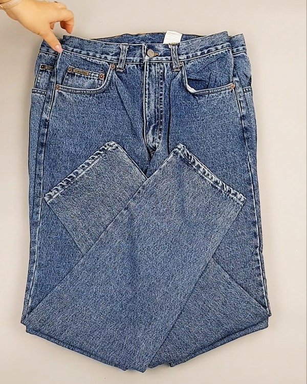 Фотография  243 - Джинсы CALVIN KLEIN муж #7,6 кг, ЛОТ №7020 оптом в Пензе и Пензенской области