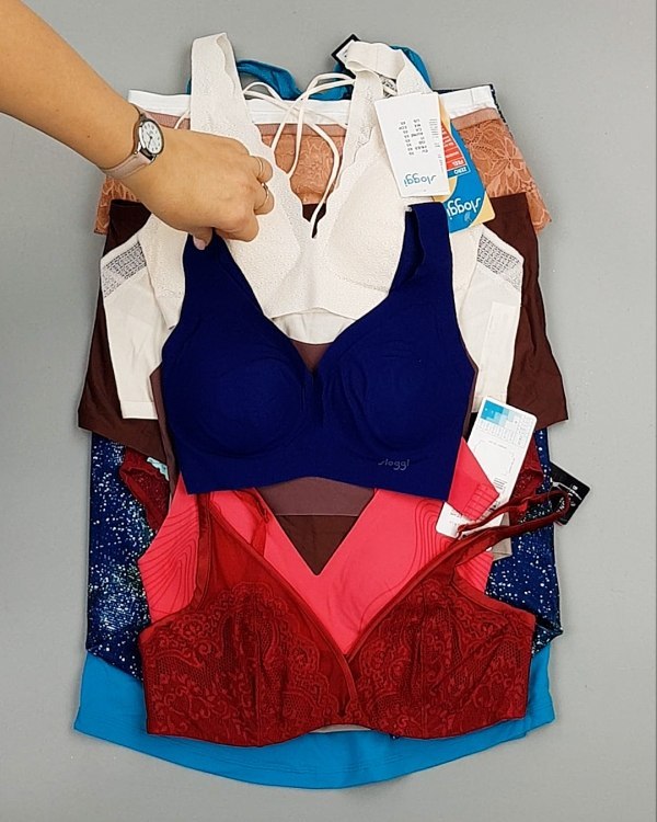 Фотография  961 - Нижнее белье TRIUMPH 104#33 шт, ЛОТ №7135 оптом в Пензе и Пензенской области