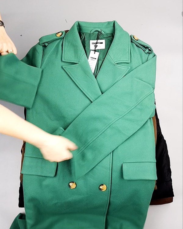 Фотография  698 - Верхняя одежда BESTSELLER Дания 104#10 кг, ЛОТ СТ-10158 оптом в Пензе и Пензенской области