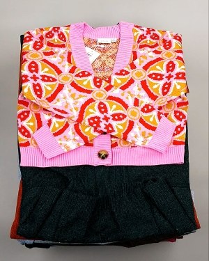 Купить Кардиганы VILA W 104#7 кг, ЛОТ №7384 оптом в Пензе и Пензенской области