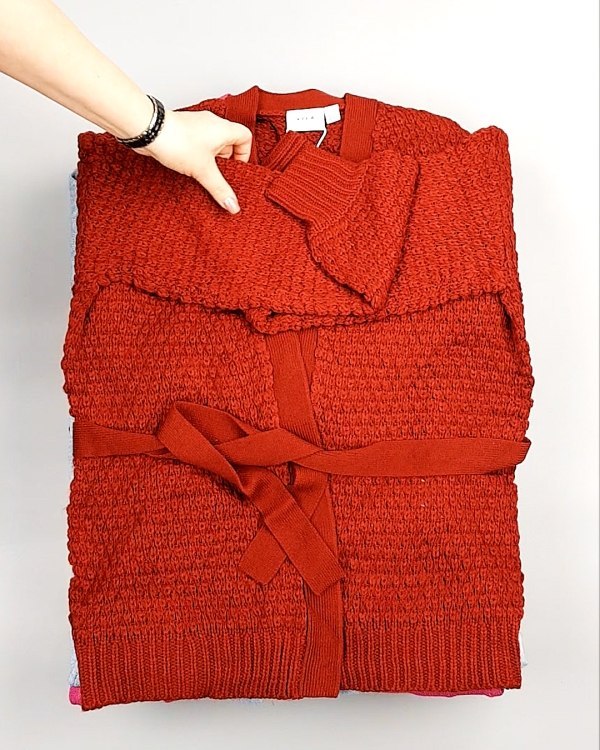 Фотография  582 - Кардиганы VILA W 104#7 кг, ЛОТ №7384 оптом в Пензе и Пензенской области