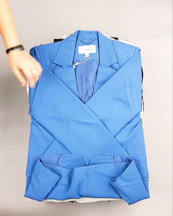 Фотография  458 - Bestseller Winter mix 104#15 кг, ЛОТ №7343 оптом в Пензе и Пензенской области