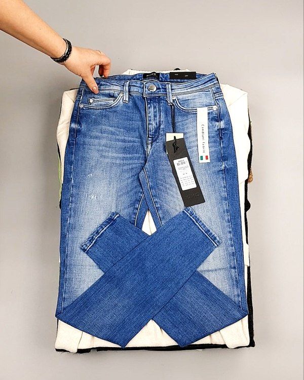 Фотография  828 - Bestseller Winter mix 104#15 кг, ЛОТ №7344 оптом в Пензе и Пензенской области