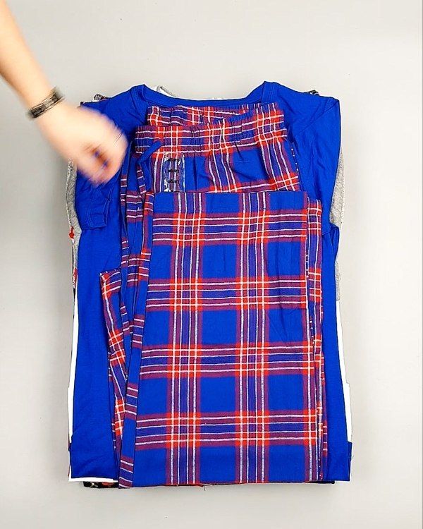 Фотография  861 - Домашняя одежда CAN 104#10 кг, ЛОТ №7330 оптом в Пензе и Пензенской области