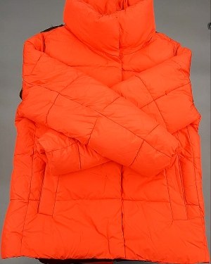 Купить Верхняя одежда AMAZON жен 015#10 кг, ЛОТ №7712 оптом в Пензе и Пензенской области