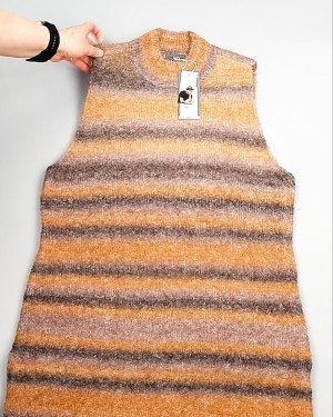 Фотография  143 - Платья СТОК CAN зима 084#7 кг оптом в Пензе и Пензенской области