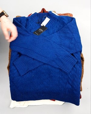 Фотография  605 - Джемпера СТОК CAN 084#7 кг, ЛОТ №7651 оптом в Пензе и Пензенской области