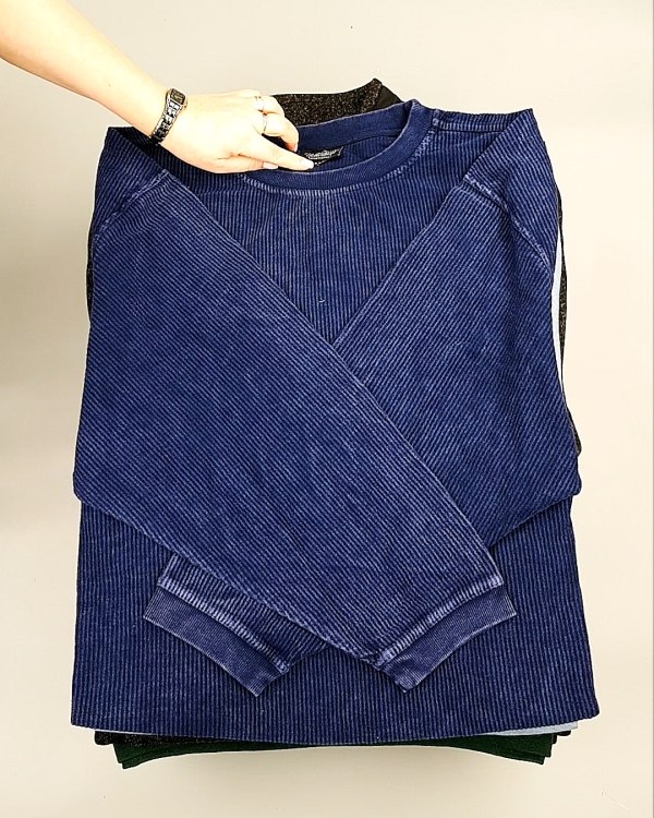 Фотография  952 - SWEATSHIRT CAN 084#10 кг, ЛОТ №7621 оптом в Пензе и Пензенской области