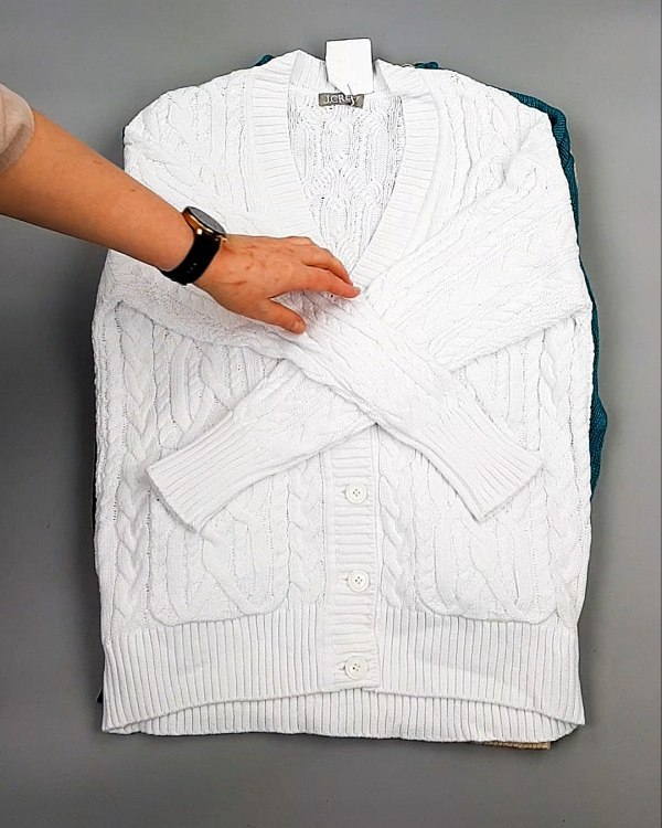 Фотография  664 - Джемпера СТОК CAN 084#7 кг оптом в Пензе и Пензенской области