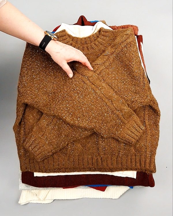 Фотография  601 - Джемпера СТОК CAN 084#7 кг, ЛОТ №7651 оптом в Пензе и Пензенской области