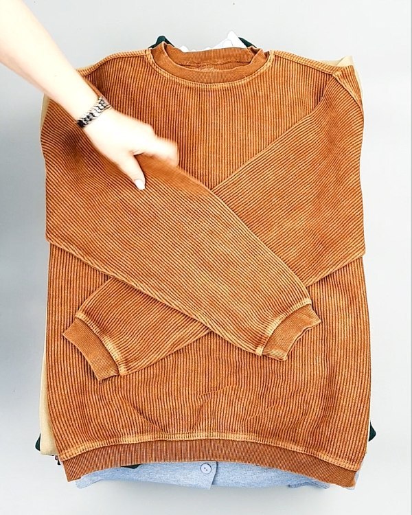 Фотография  255 - SWEATSHIRT CAN 084#10 кг, ЛОТ №7620 оптом в Пензе и Пензенской области