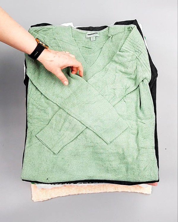 Фотография  725 - Джемпера легкие СТОК CAN 084#7 кг, ЛОТ №7635 оптом в Пензе и Пензенской области