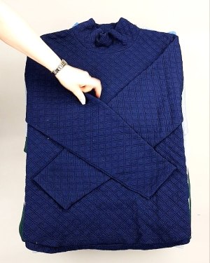 Фотография  390 - SWEATSHIRT CAN 084#10 кг, ЛОТ №7617 оптом в Пензе и Пензенской области