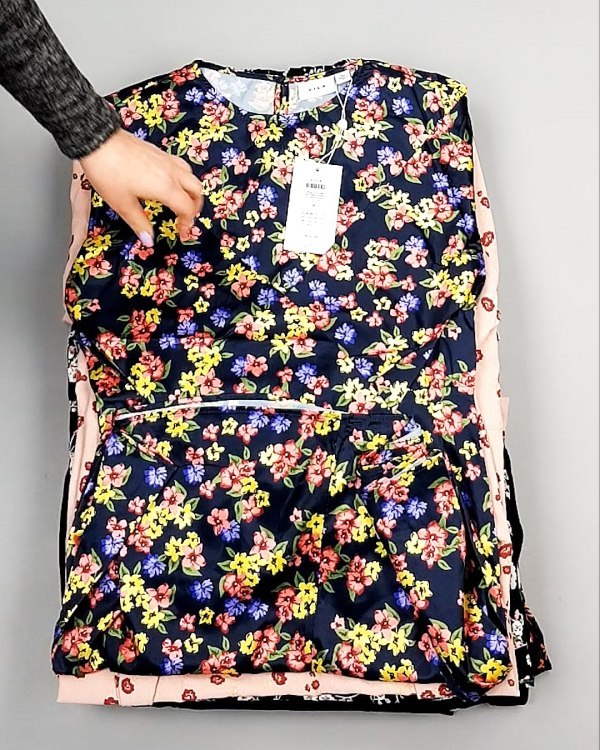 Фотография  936 - Платья VILA Summer 104#5 кг, ЛОТ №7833 оптом в Пензе и Пензенской области