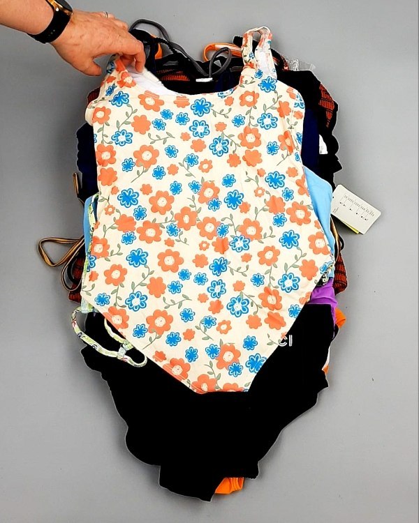 Фотография  387 - Купальники AMAZON жен 015#4 кг, ЛОТ №7796 оптом в Пензе и Пензенской области