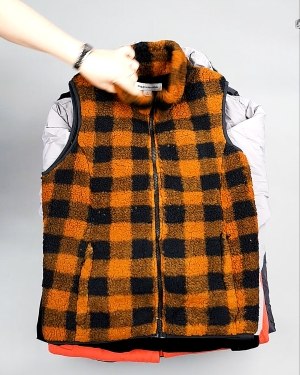 Фотография  652 - Верхняя одежда AMAZON жен 015#10 кг, ЛОТ №7712 оптом в Пензе и Пензенской области