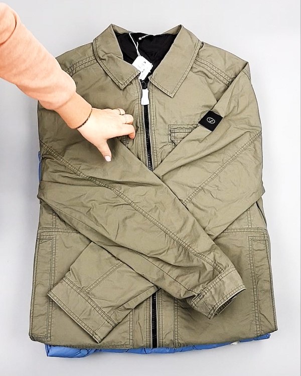 Фотография  881 - Верхняя одежда весна TOM TAILOR 124#7,8 кг, ЛОТ №7581 оптом в Пензе и Пензенской области